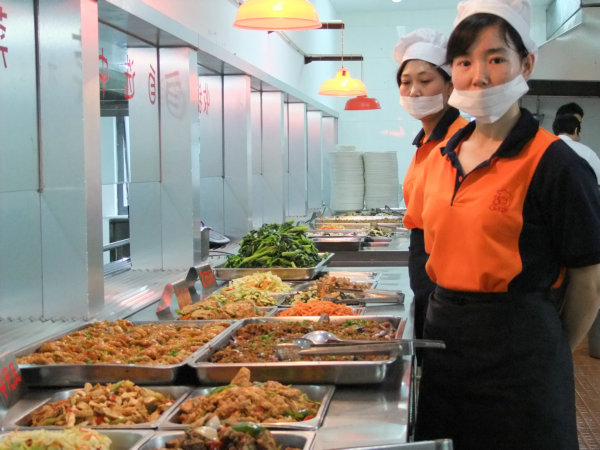 <b>佳佳顺餐饮</b>